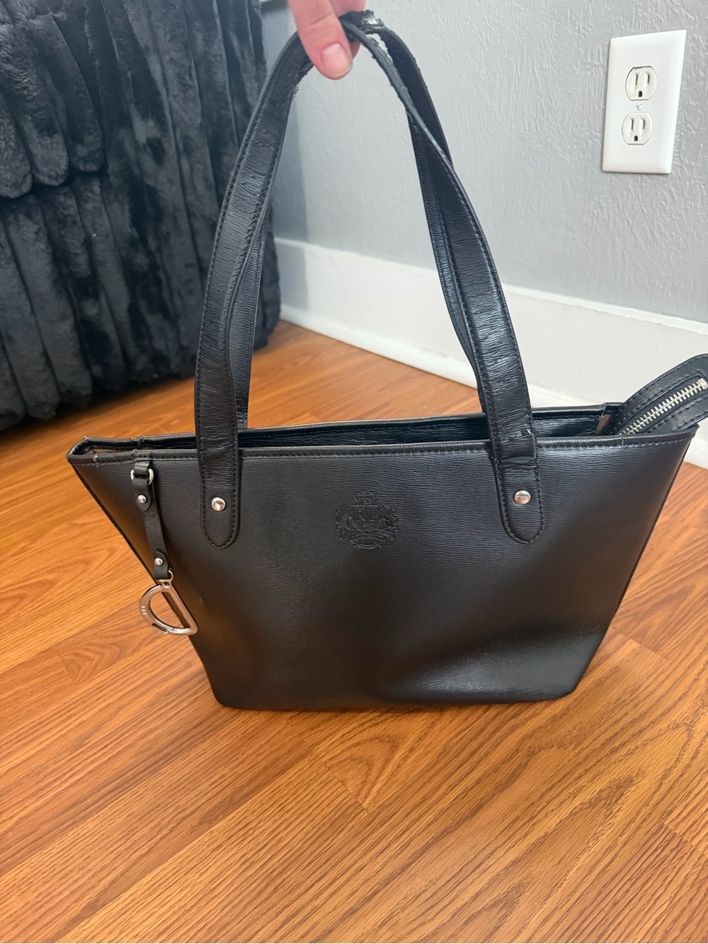 Ralph Lauren Newbury Tote black pebbled leather.